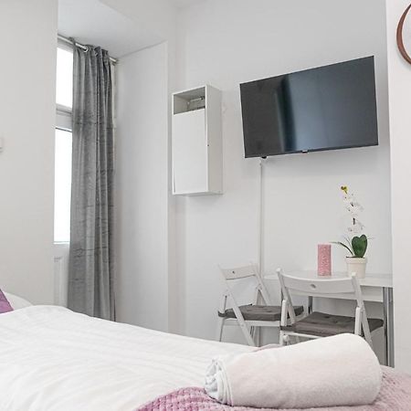 3 Standard Rooms Near Hauptbahnhof Bécs Kültér fotó
