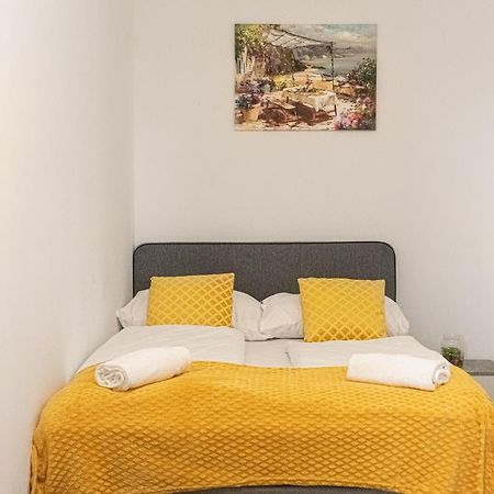 3 Standard Rooms Near Hauptbahnhof Bécs Kültér fotó