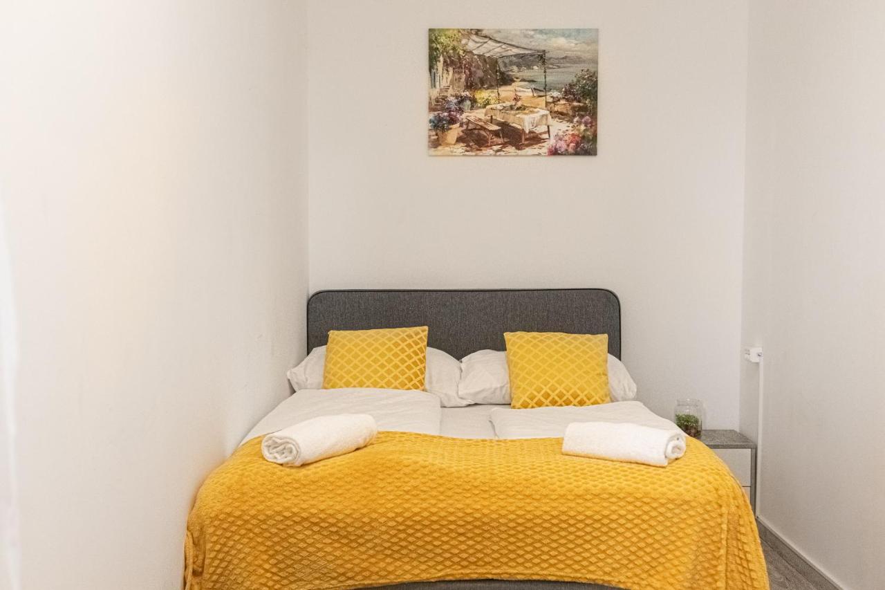 3 Standard Rooms Near Hauptbahnhof Bécs Kültér fotó